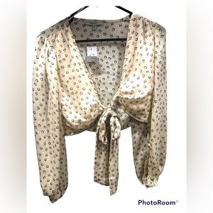 Not for sale. Papaya long sleeves heart pattern blouse. Size S.